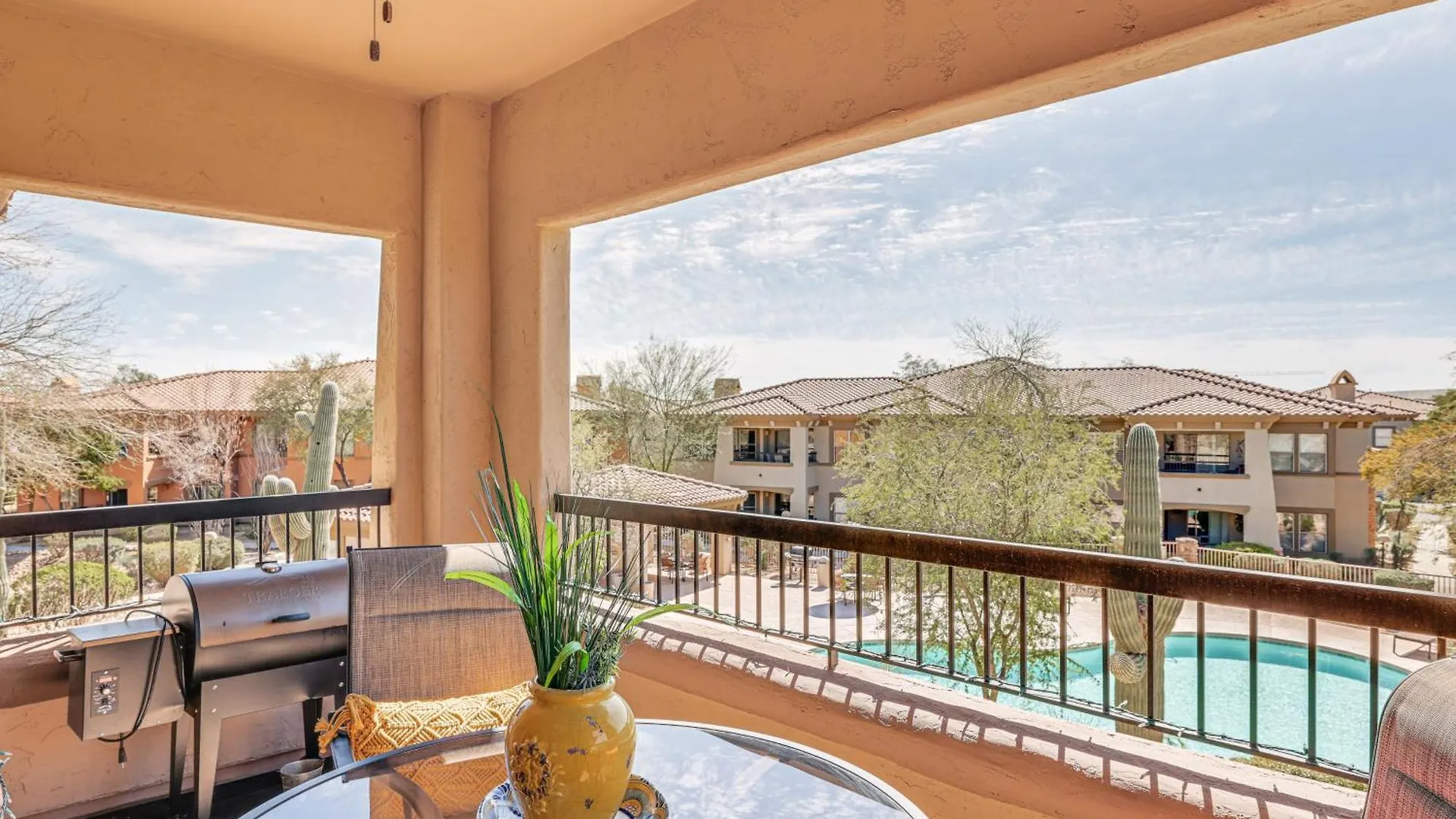 Quiet Condo With Pool Access, 4 Mi To Tpc スコッツデール アパート
